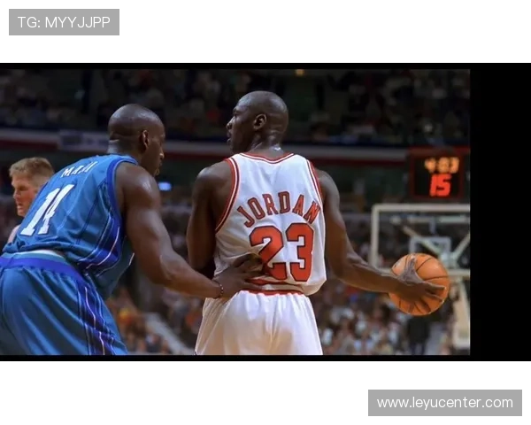 乔丹突破制造防守错位显著提升季后赛关键时刻得分效率