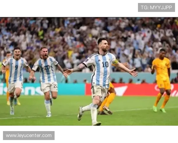 梅西“养老踢法”如何体现其战术角色转变？