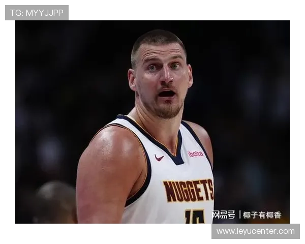 卡里姆背身单打主导内线 对比约基奇组织型差异