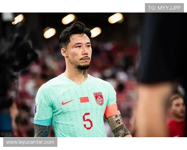 张琳芃近期强强对话中高位逼抢压制边路，防守角色悄然转变